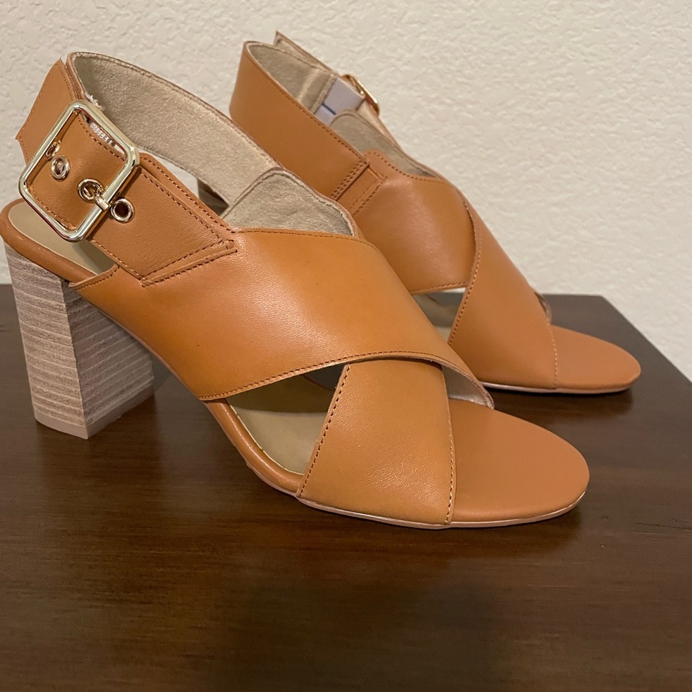 Vaneli BABE CUOIO CALF Sandals - NWT